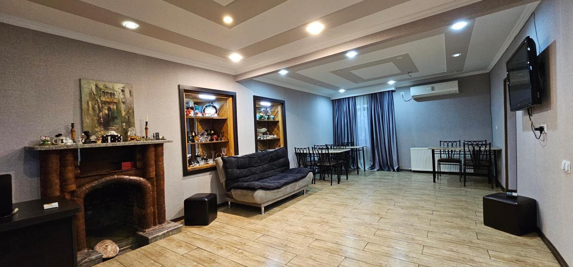 7 Rooms Tbilisi Esterno foto