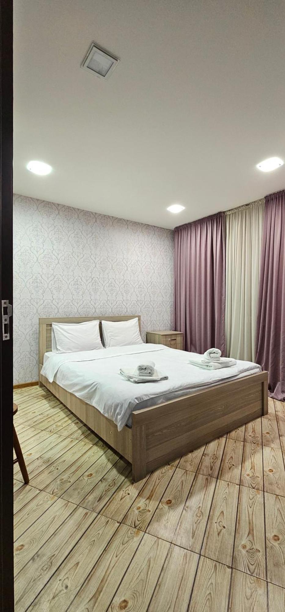 7 Rooms Tbilisi Esterno foto