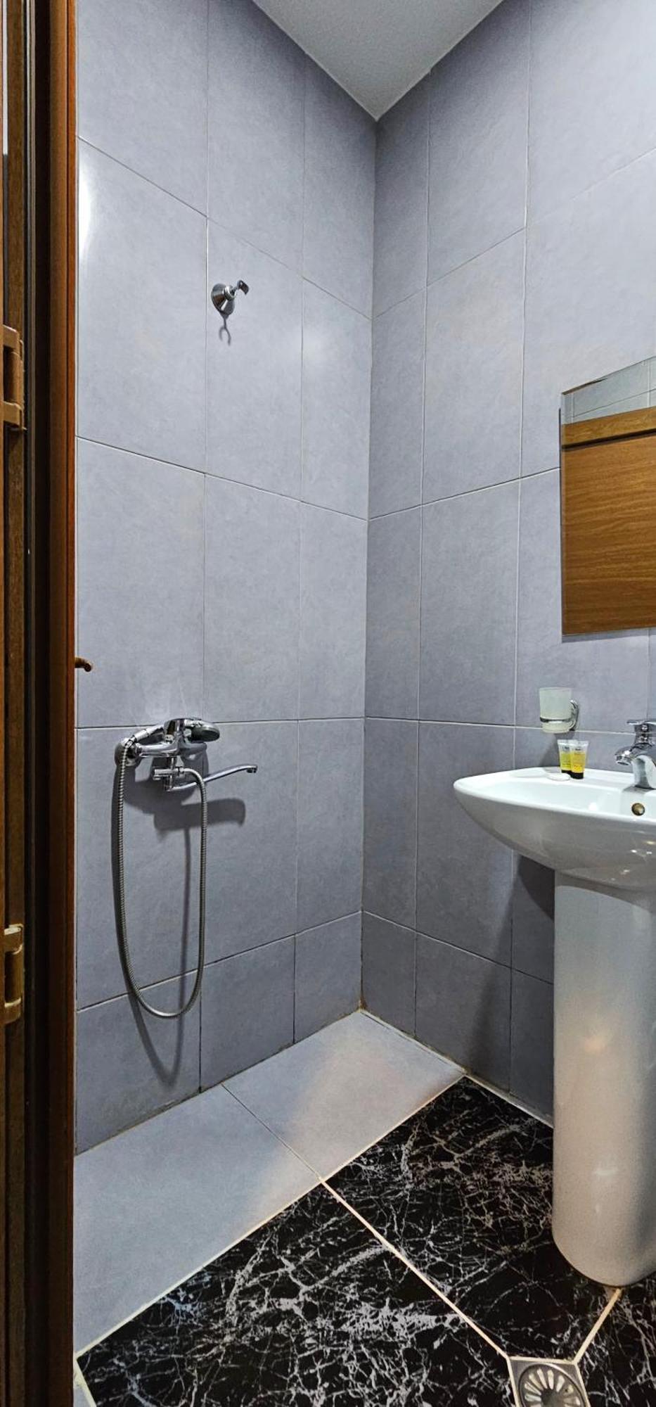 7 Rooms Tbilisi Esterno foto
