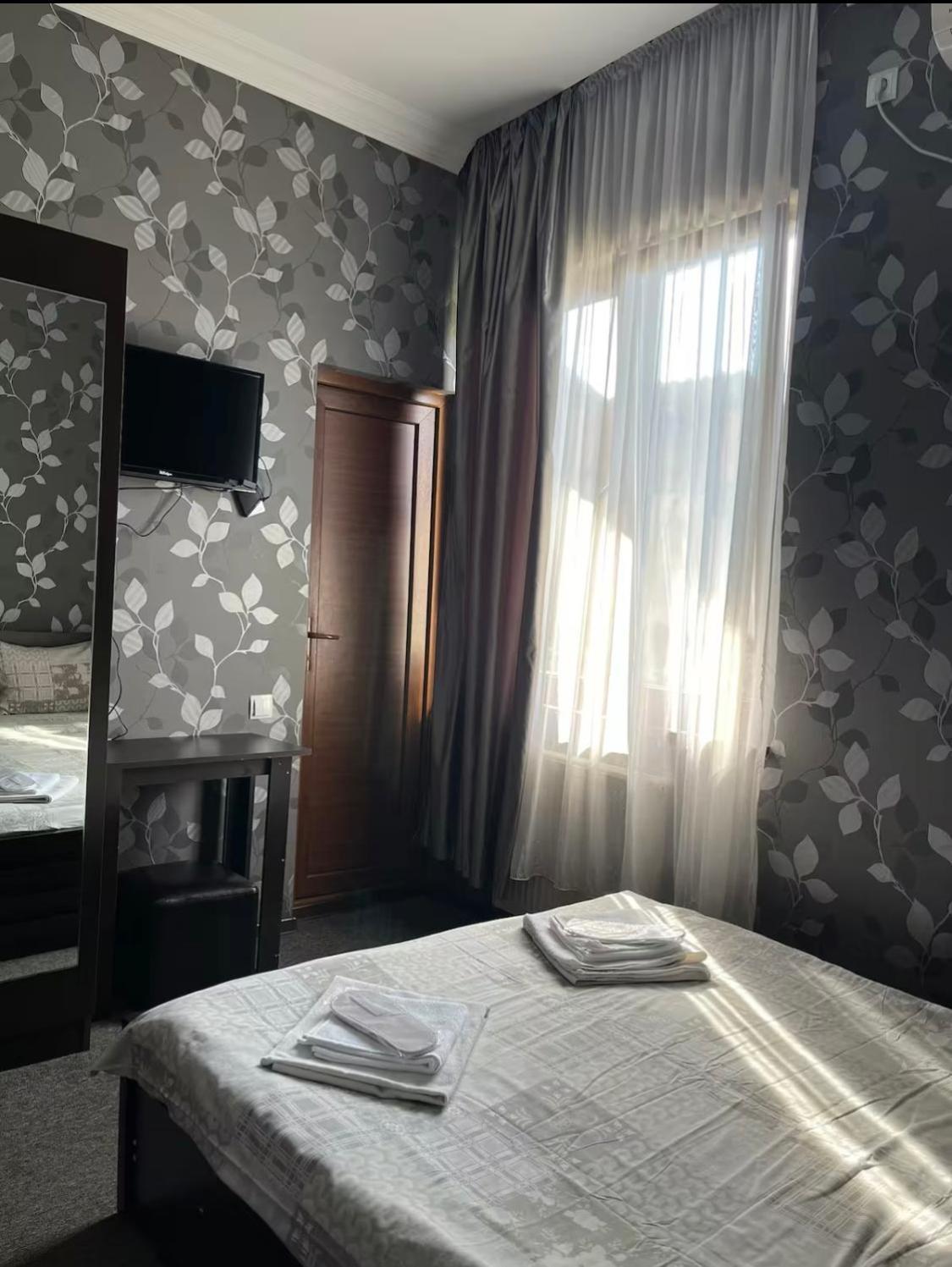 7 Rooms Tbilisi Esterno foto