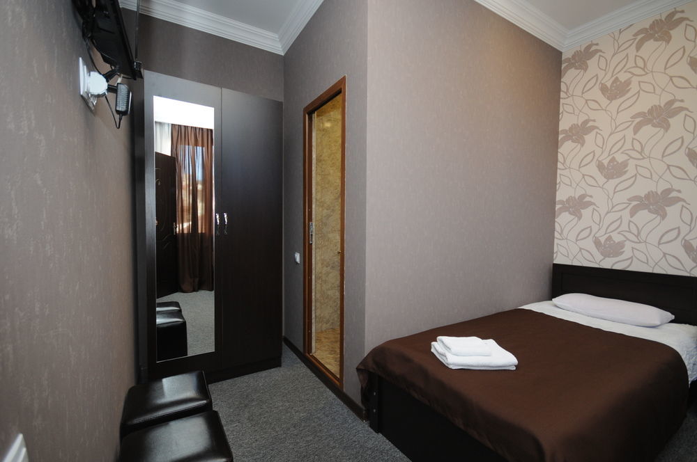 7 Rooms Tbilisi Esterno foto